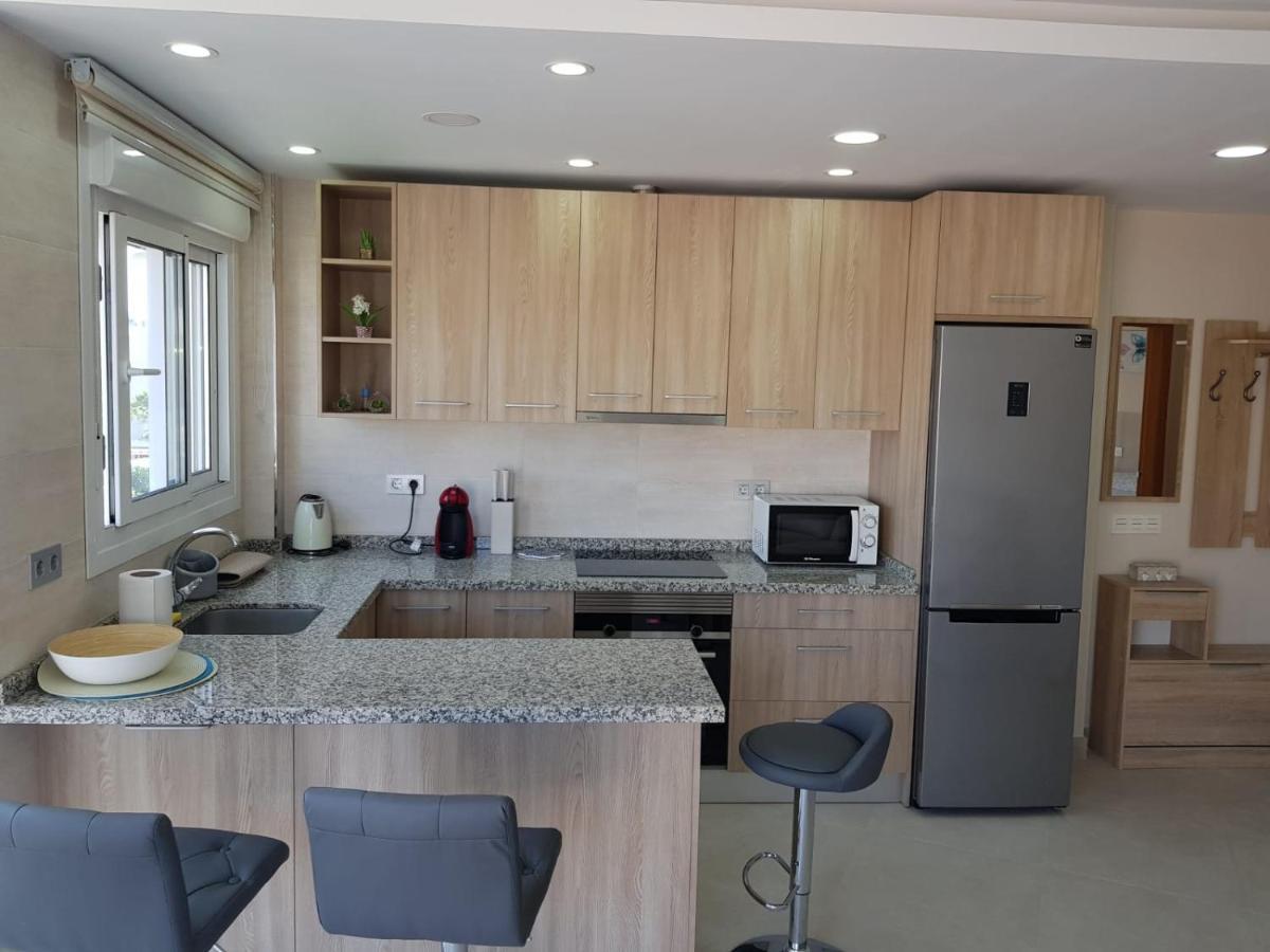 ベナルマデナApartamento Junto Al Mar En Puerto Marinaアパートメント エクステリア 写真