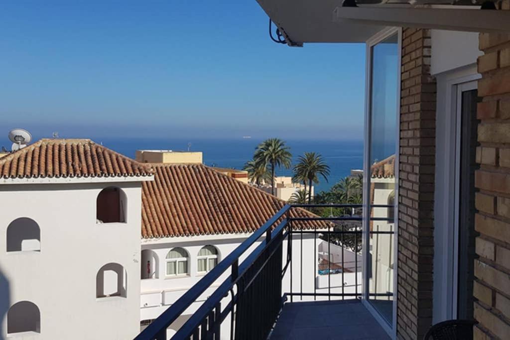 ベナルマデナApartamento Junto Al Mar En Puerto Marinaアパートメント エクステリア 写真