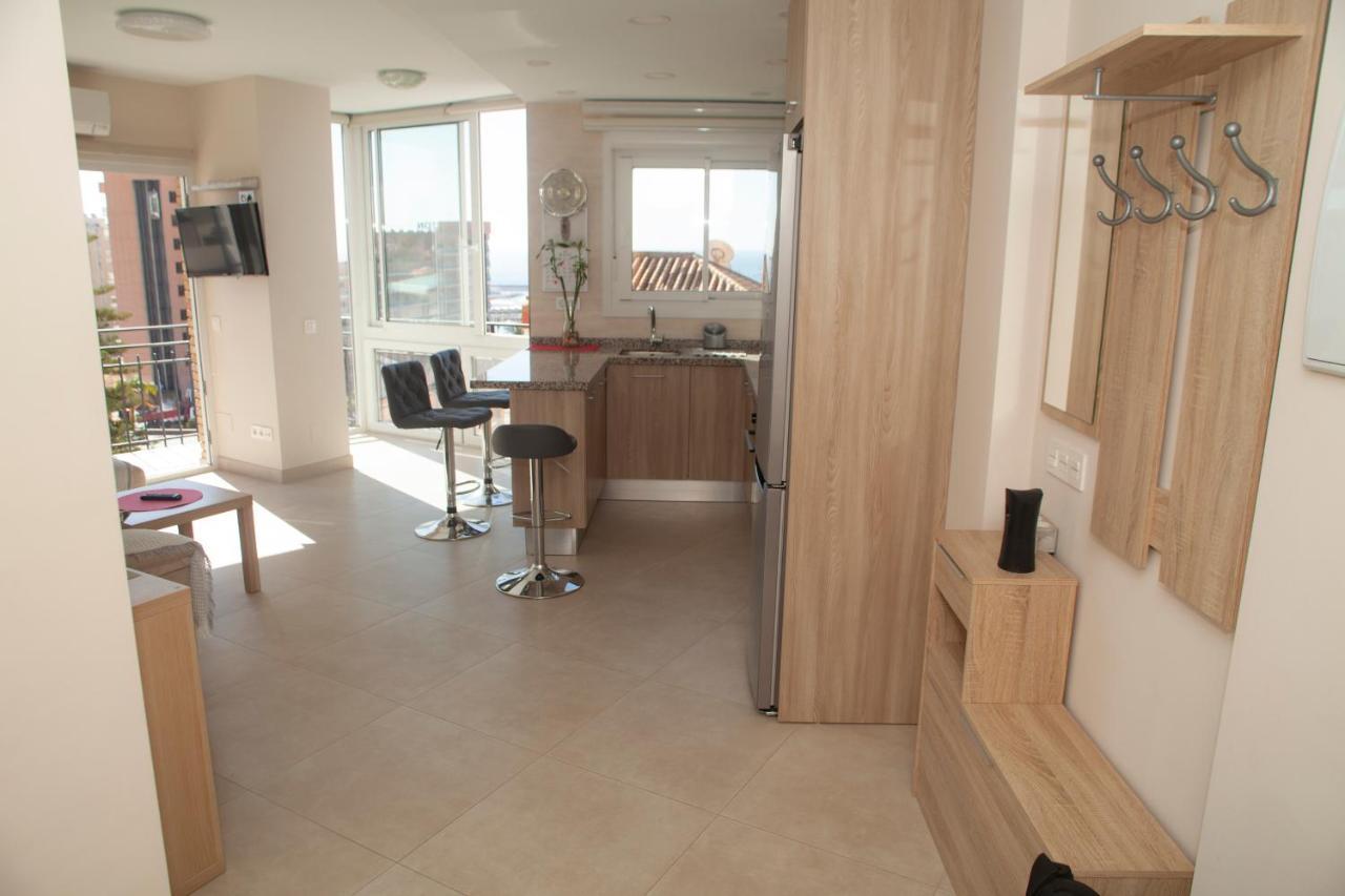ベナルマデナApartamento Junto Al Mar En Puerto Marinaアパートメント エクステリア 写真