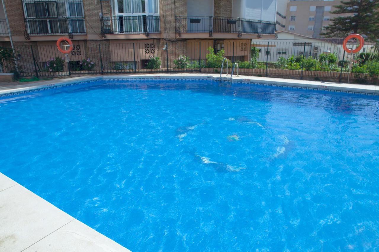 ベナルマデナApartamento Junto Al Mar En Puerto Marinaアパートメント エクステリア 写真